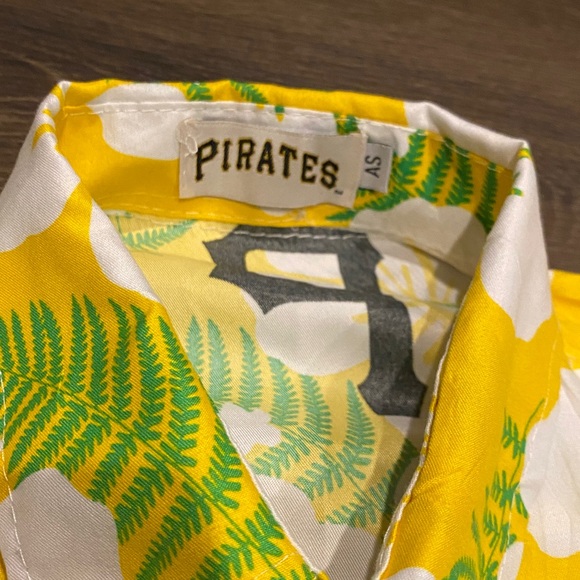 ‼️PIRATES‼️ - Picture 3 of 7